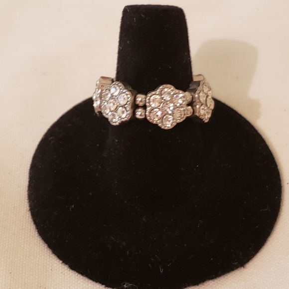 Lot of 2 Rhinestone Stackable Stretch Rings - Picture 3 of 4